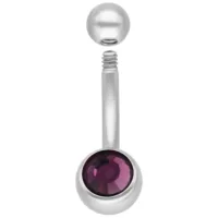 Mini Jewelled Bananabell Amethyst Intim-Piercing Silbernes Intim-Bananabell mit Amethyst-Kristall auf weißem Hintergrund