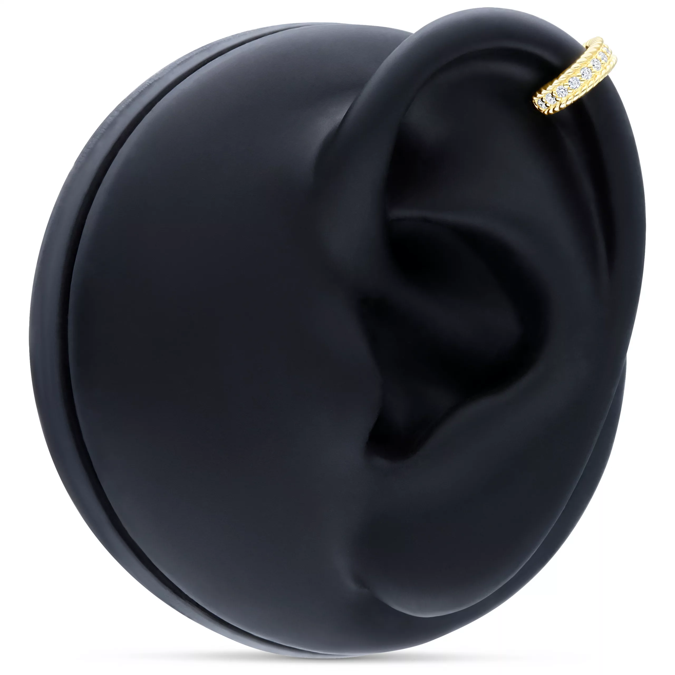 14K Gold Kristall Creolen Piercing Hinged Ring aus 14K Gold mit Kristallen an einem schwarzen Modell-Ohr