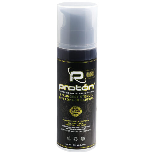 Schwarze Proton Stencil Spraydose, 250 ml, auf weißem Hintergrund