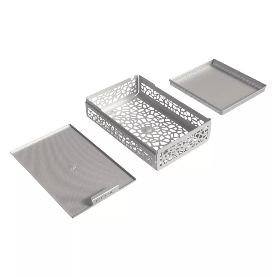 Silbernes Tray Set Enbio Pro für Sterilisation Silbernes Tray Set Enbio Pro mit dekorativen Seitenwänden auf weißem Hintergrund