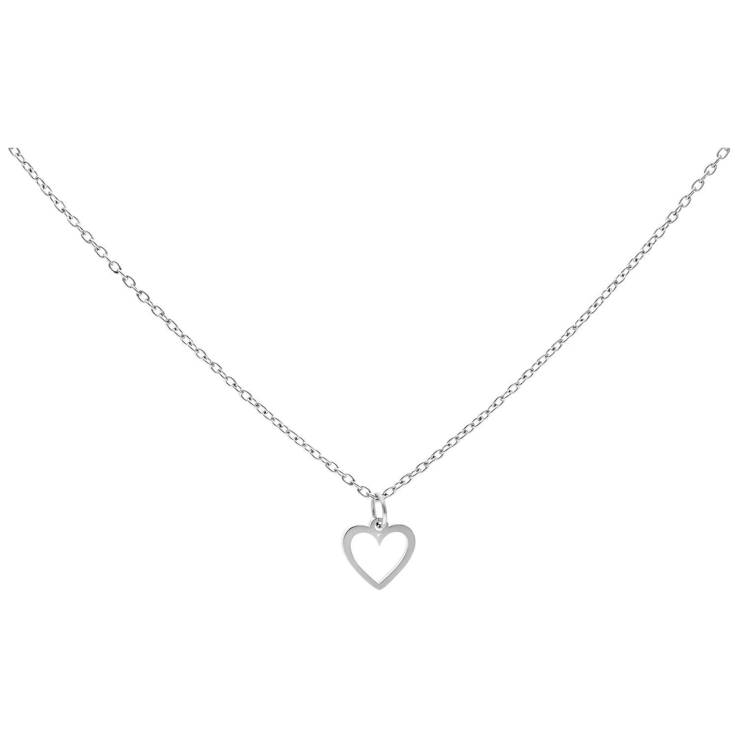 Silberne Kette mit kleinem Herzanhänger auf weißem Hintergrund