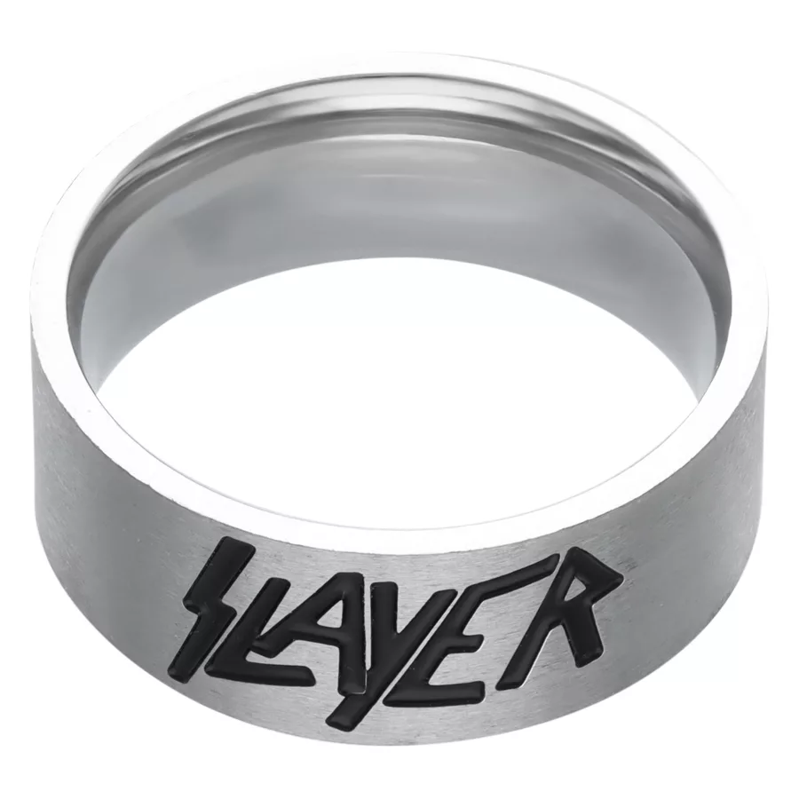 Silberner Slayer Logo Ring aus Chirurgenstahl Silberner Ring mit Slayer Logo auf weißem Hintergrund