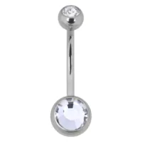 Silbernes Bauchnabelpiercing mit zwei klaren Kristallen auf weißem Hintergrund