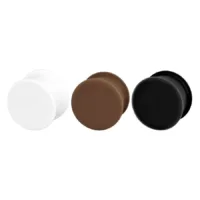 Kaos Softwear Hollow Plug in Schwarz, Weiß, Braun Drei Kaos Softwear Hollow Plugs aus Silikon in Schwarz, Weiß und Braun auf weißem Hintergrund