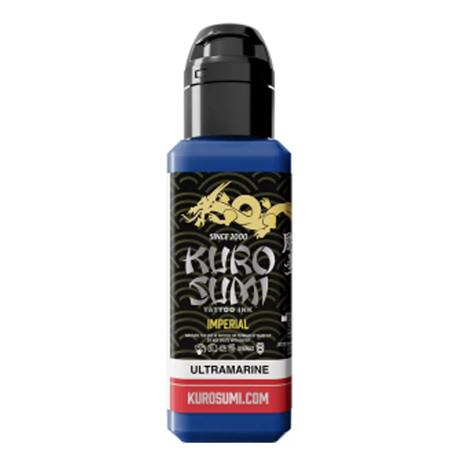 Kuro Sumi Ultramarin Tattoofarbe 44 ml Flasche Kuro Sumi Ultramarin Tattoofarbe mit schwarzem Etikett auf weißem Hintergrund