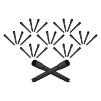 Schwarze Kunststoffrührstäbchen für Ink Mixer Mehrere schwarze, sterile Kunststoffrührstäbchen auf weißem Hintergrund
