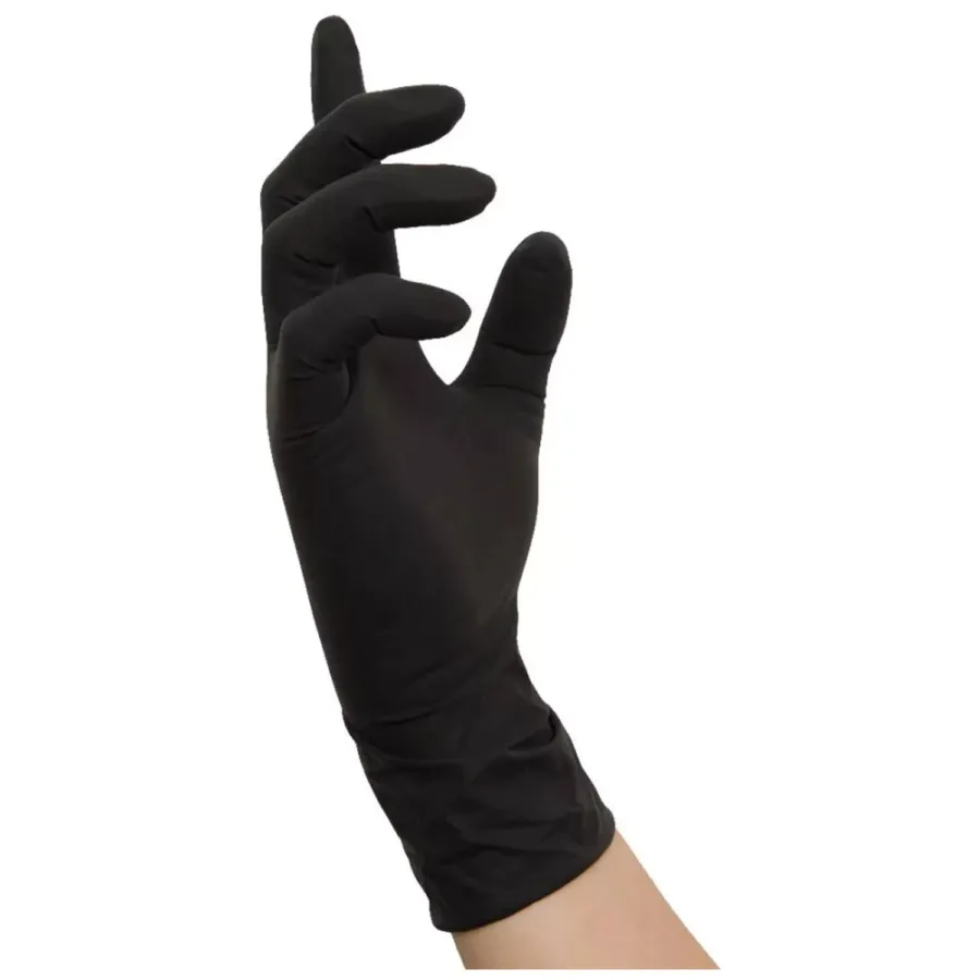 Schwarzer Latexhandschuh, getragen auf weißem Hintergrund