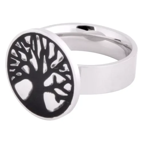 Silberner Ring mit schwarzem Lebensbaum-Design auf weißem Hintergrund