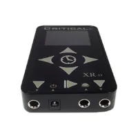 Schwarzes Tattoo Netzteil XR-D aus Aluminium auf weißem Hintergrund