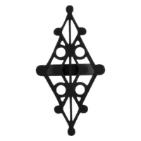Schwarzer Runenring aus Chirurgenstahl Schwarzer Ring mit Runenmotiv aus Chirurgenstahl auf weißem Hintergrund