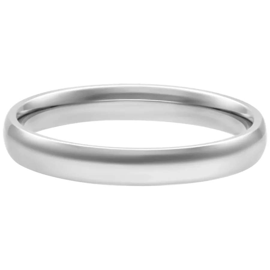 Schlichter, glänzender Ring aus silbernem Chirurgenstahl auf weißem Hintergrund