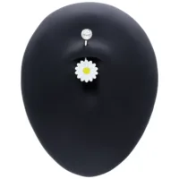 Daisy Micro Bananabell in Silber mit Kristall Silbernes Micro Bananabell mit Gänseblümchen-Anhänger und Kristall auf schwarzem Display