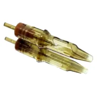 Zwei transparente Magnum Long Taper Cartridges auf weißem Hintergrund