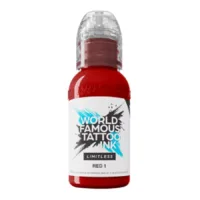 Rote Tattoofarbe Flasche, World Famous Ink, 30 ml, auf weißem Hintergrund