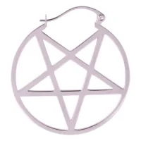 Schwarze Creole mit Pentagramm-Design auf weißem Hintergrund