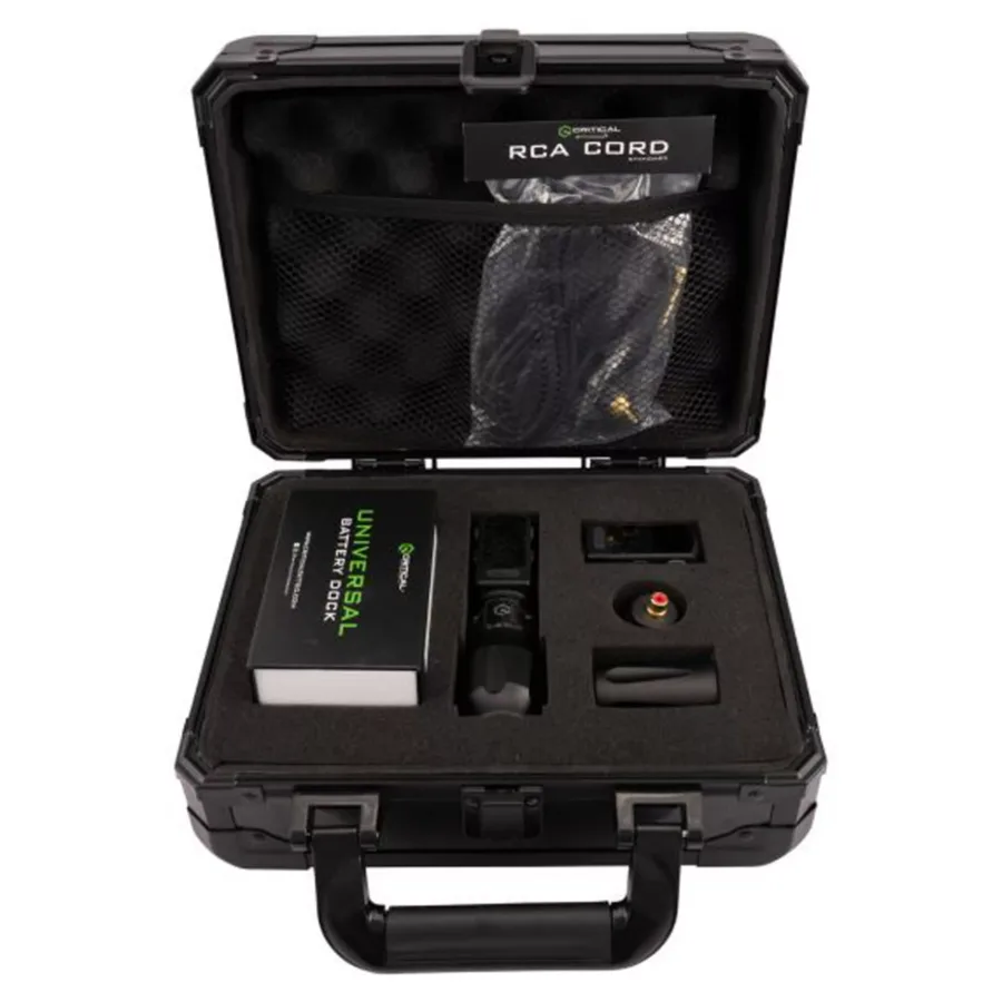 Schwarzes Critical Torque 3.5 Set in geöffnetem Koffer mit Zubehör