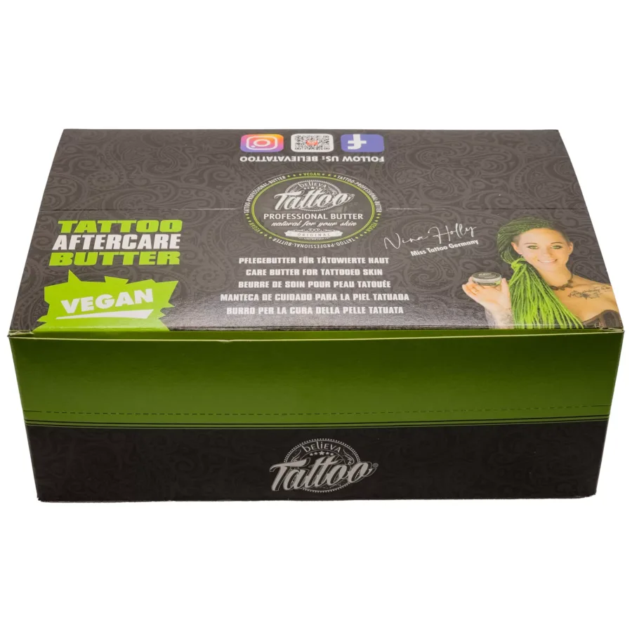 Grüne Verpackung der Believa Tattoo Butter mit veganem Siegel auf weißem Hintergrund