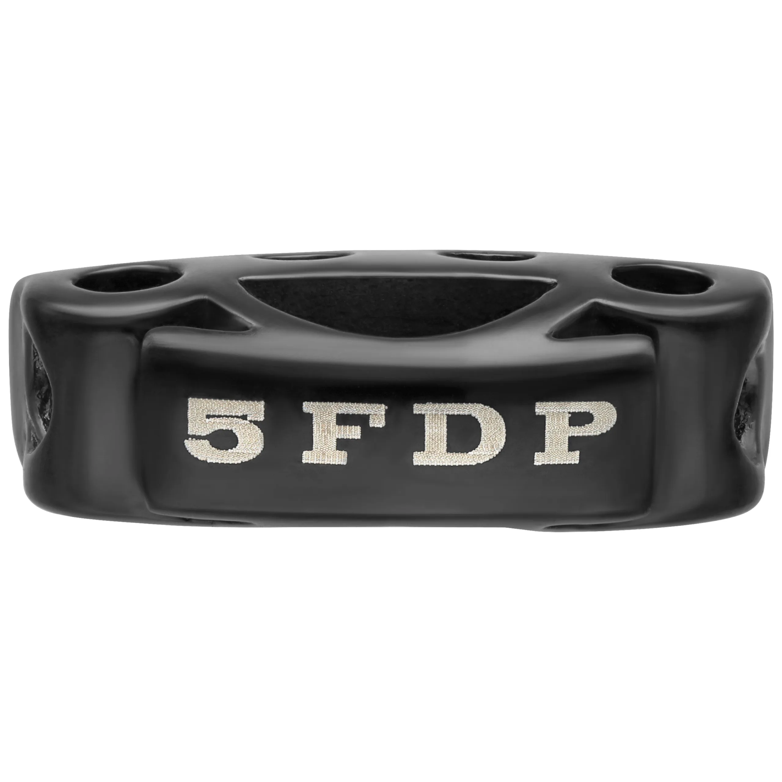 Schwarzer 5FDP Charm aus Leder und Chirurgenstahl, frontale Ansicht