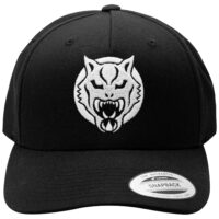 Schwarze Wildcat Snapback Cap mit Logo Schwarze Snapback Cap mit Wildcat-Logo auf weißem Hintergrund