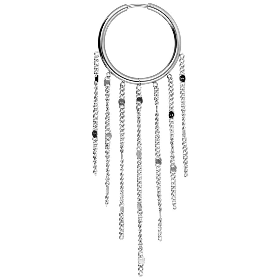 Silberne Tassle Hoops Ohrringe mit herabhängenden Ketten auf weißem Hintergrund