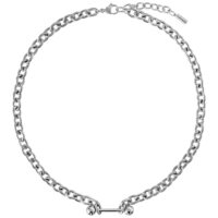 Unisex Barbell Kette in Silber 60 cm Silberne Barbell Kette aus Chirurgenstahl auf weißem Hintergrund