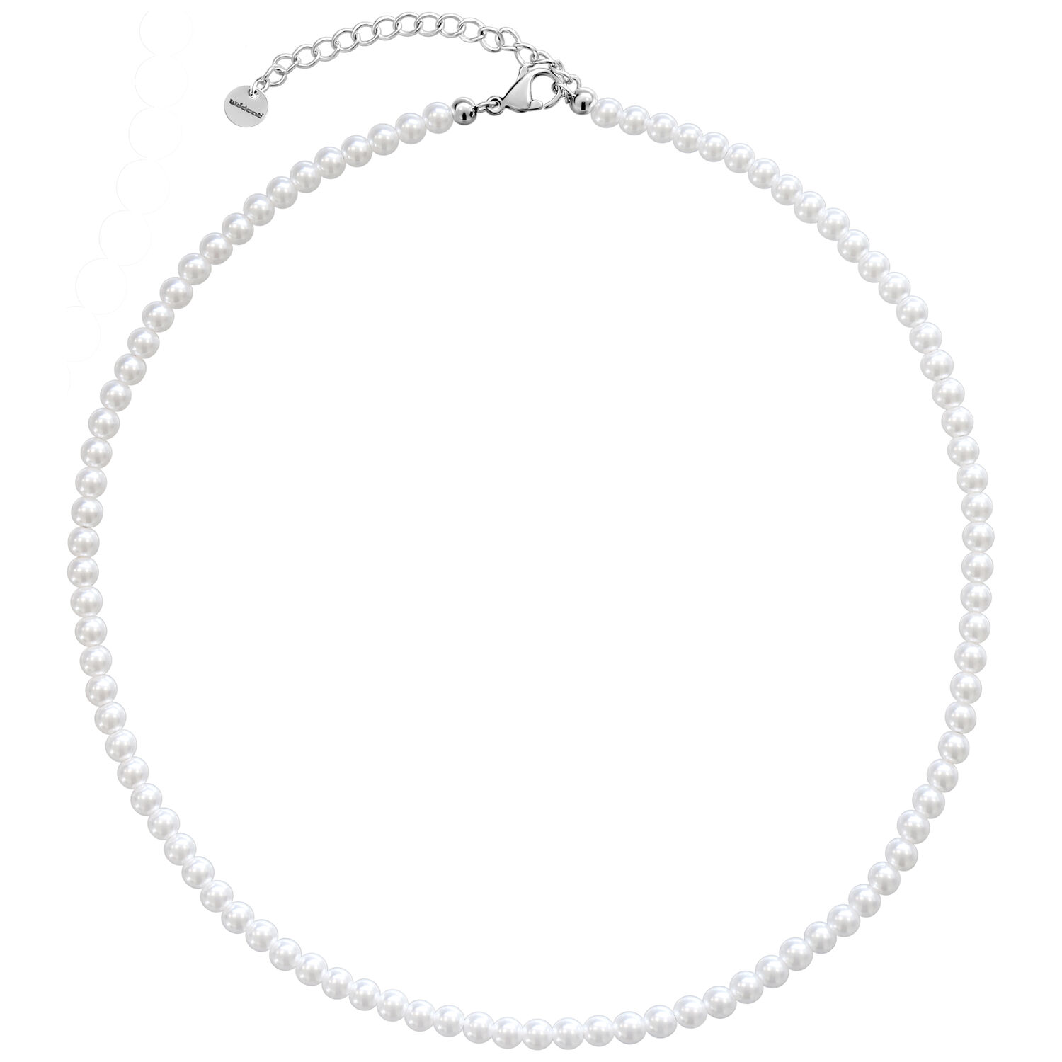 Kleine synthetische Perlenkette aus Chirurgenstahl in Silber auf weißem Hintergrund