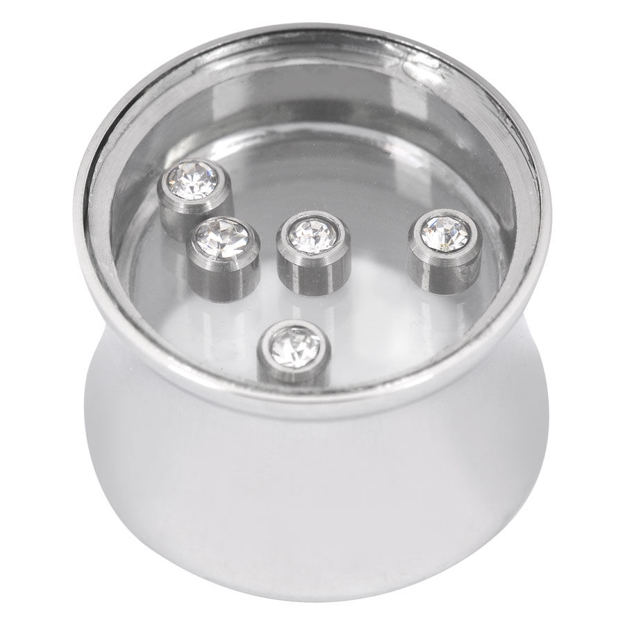 Silberner Captive Jewels Plug aus Chirurgenstahl mit klaren Kristallen auf weißem Hintergrund