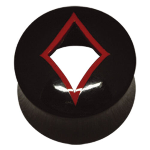 Schwarzer Buffalo Horn Tunnel mit rotem Diamant-Ausschnitt auf weißem Hintergrund