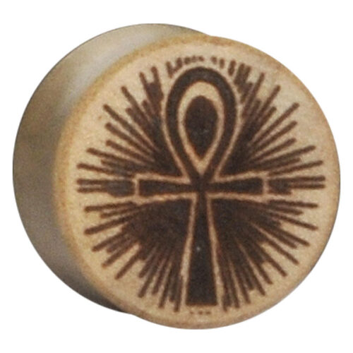 Holzplug mit Ankh-Symbol und Strahlenmuster auf hellem Hintergrund