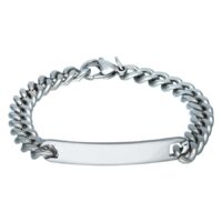 Gravierbares Armband aus Chirurgenstahl Silbernes gravierbares Armband aus Chirurgenstahl auf weißem Hintergrund
