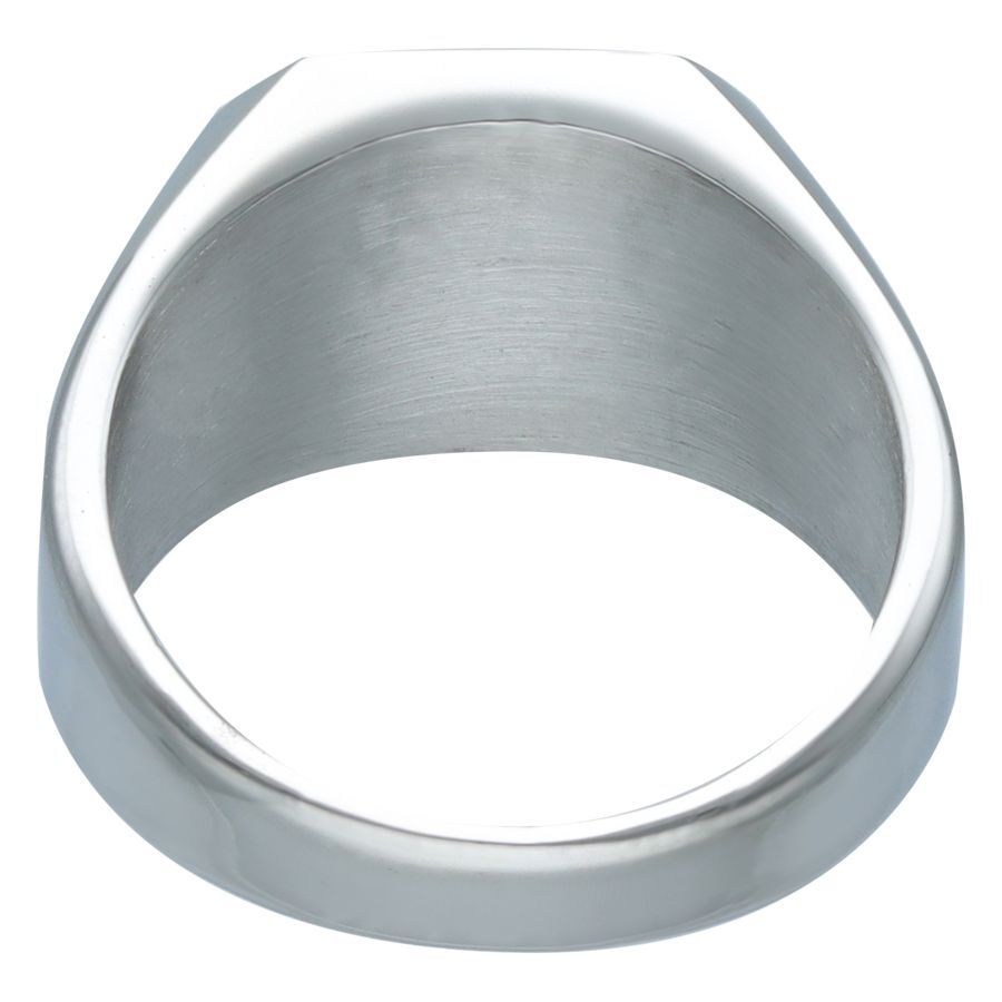 Silberner Basic Ring aus Chirurgenstahl Silberner gravierbarer Ring aus Chirurgenstahl auf weißem Hintergrund