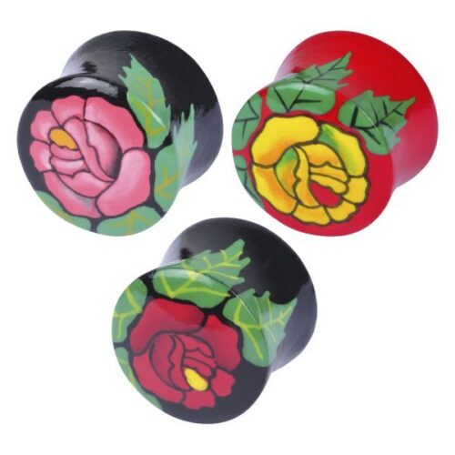 Drei farbenfrohe Plugs mit Rosenmuster in Pink, Rot und Gelb auf weißem Hintergrund
