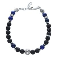 Schwarzes und blaues Armband mit Anker und Lavaperlen auf weißem Hintergrund