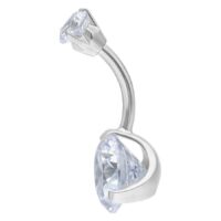 Silbernes Bauchnabelpiercing mit Kristallklaren Steinen Silbernes Bananabell-Piercing mit großen klaren Kristallen auf weißem Hintergrund
