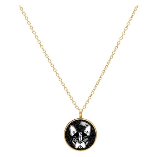 Goldene Kette mit rundem Bulldog-Anhänger auf weißem Hintergrund