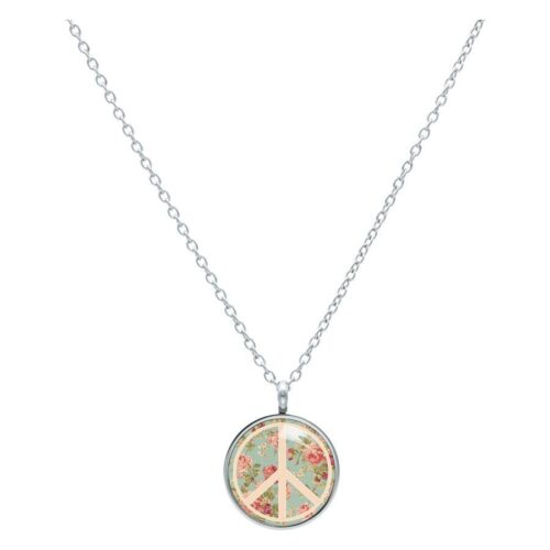 Silberne Kette mit Peace-Anhänger im Rosenmuster auf weißem Hintergrund