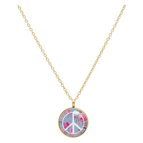 Kette mit goldener Metallfarbe und blauem Peace-Anhänger auf weißem Hintergrund