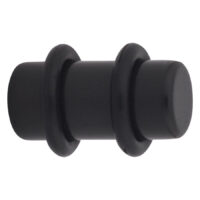 Schwarzer Plug aus PMMA für Ohr Schwarzer PMMA Plug mit doppeltem Rand auf weißem Hintergrund