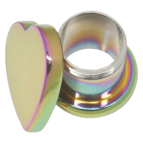 Goldener Plug mit Herzform und Regenbogen-Effekt auf weißem Hintergrund