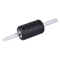 Soft Riffle Gummigriff Schwarz 17 Nadeln Schwarzes Soft Riffle Gummigriff mit 17 Nadeln auf weißem Hintergrund