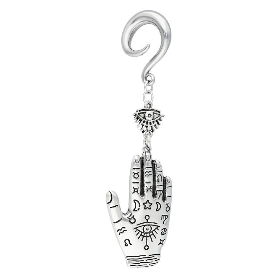 Hamsa Hand Ohrgewicht in Silber Silbernes Hamsa Hand Ohrgewicht mit verzierten Symbolen auf weißem Hintergrund