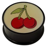 Schwarz-weißer Plug mit Kirschenmotiv Schwarzer Plug mit zwei roten Kirschen und grünem Blatt auf hellem Hintergrund