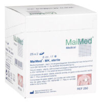Weiße Box mit MaiMed Mullkompressen 7,5 x 7,5 cm auf weißem Hintergrund