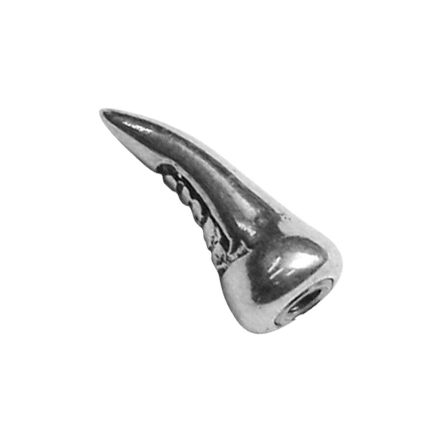 Wildcat® Silber Bio Mechanical Aufsatz Silberner, biomechanischer Piercingaufsatz mit gebogener Spitze auf weißem Hintergrund