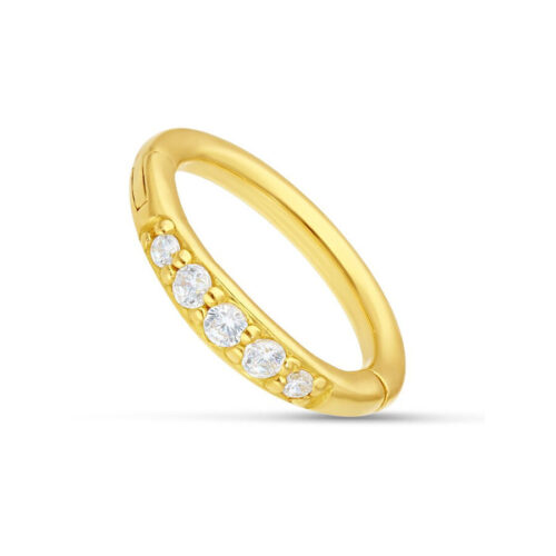 Goldener 18K Piercingring mit klaren Kristallen auf weißem Hintergrund