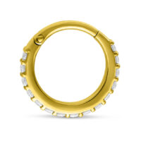 14K Gold Klappring mit Kristallen Goldener Klappring mit klaren Kristallen auf weißem Hintergrund