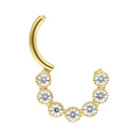 18K Gold Moissanit Septum Ring Goldener Septum Ring mit sechs Moissanit-Kristallen auf weißem Hintergrund