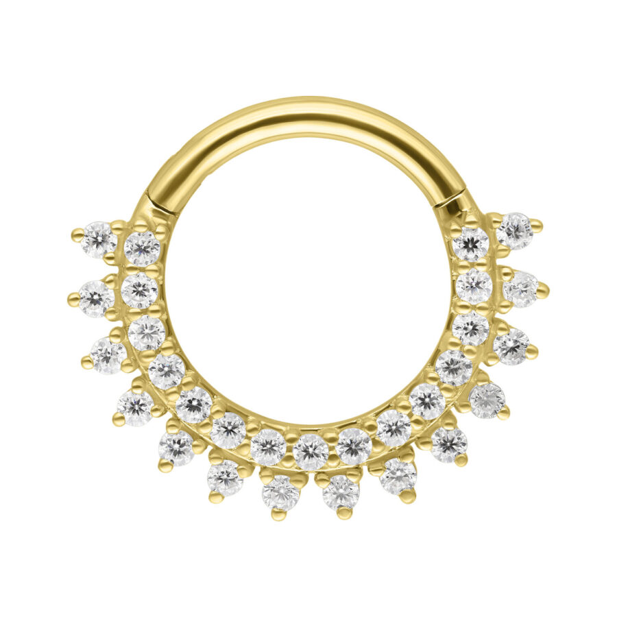 Goldener Septumring mit Moissanit-Steinen auf weißem Hintergrund