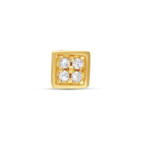 14K Gold Aufsatz mit Kristallen Quadratischer goldener Piercingaufsatz mit vier klaren Kristallen auf weißem Hintergrund