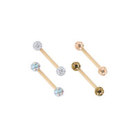 Goldene Titan-Piercings mit Kristallen Vier goldene Piercings mit verschiedenen Kristallfarben auf weißem Hintergrund
